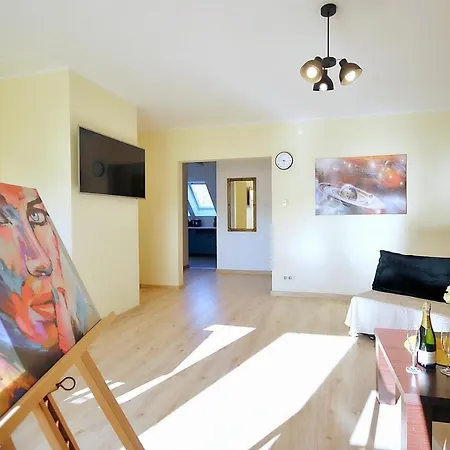 50 M Do Plazy Thobruk Piekna Dama Z Kolobrzegu Apartment