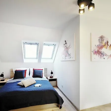 Apartment 50 M Do Plazy Thobruk Piekna Dama Z Kolobrzegu *