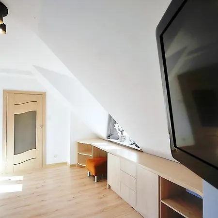 50 M Do Plazy Thobruk Piekna Dama Z Kolobrzegu Apartment