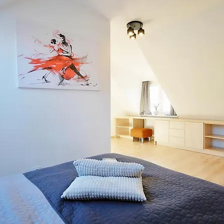 50 M Do Plazy Thobruk Piekna Dama Z Kolobrzegu Apartment *