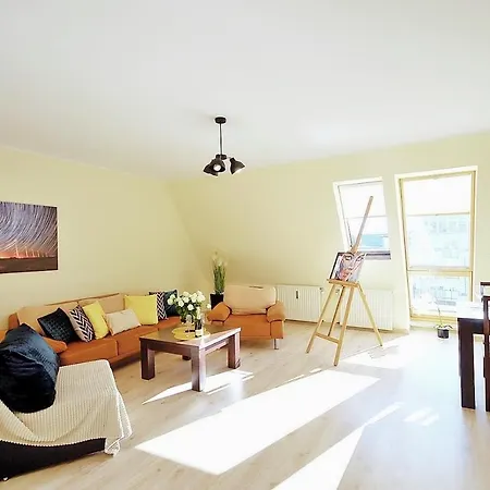 Piękna Dama Z Kołobrzegu *